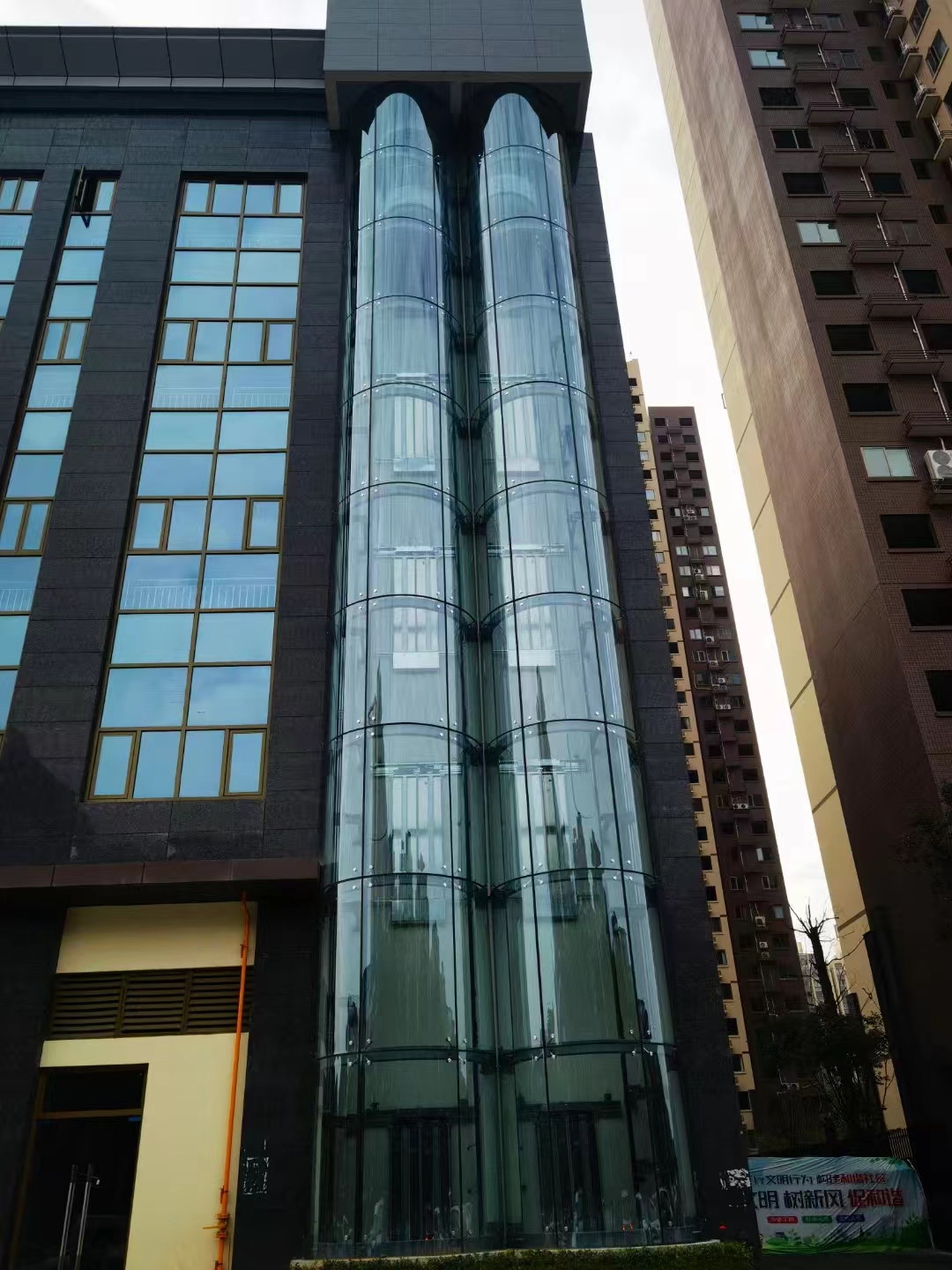 冬日里的温暖——升华更新改造、加装电梯经典案例(图4)